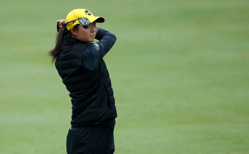 Iowa's Sophie Liu hits an approach shot during the final round of the Diane Thomason Invitational at Finkbine Golf Course on September 30, 2018. (Tork Mason/hawkeyesports.com)