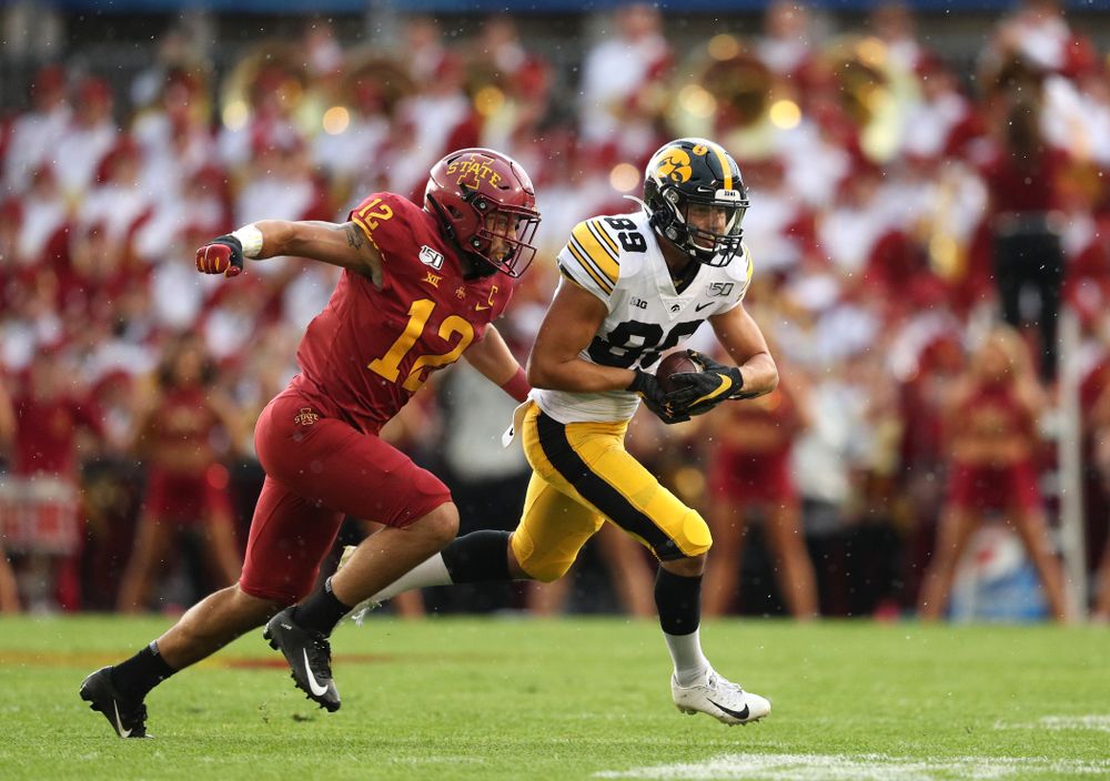 Iowa Hawkeyes wide receiver Nico Ragaini (89) against the Iowa State Cyclones Saturday, September 14, 2019 at Jack Trice Stadium in Ames, Iowa. (Brian Ray/hawkeyesports.com)