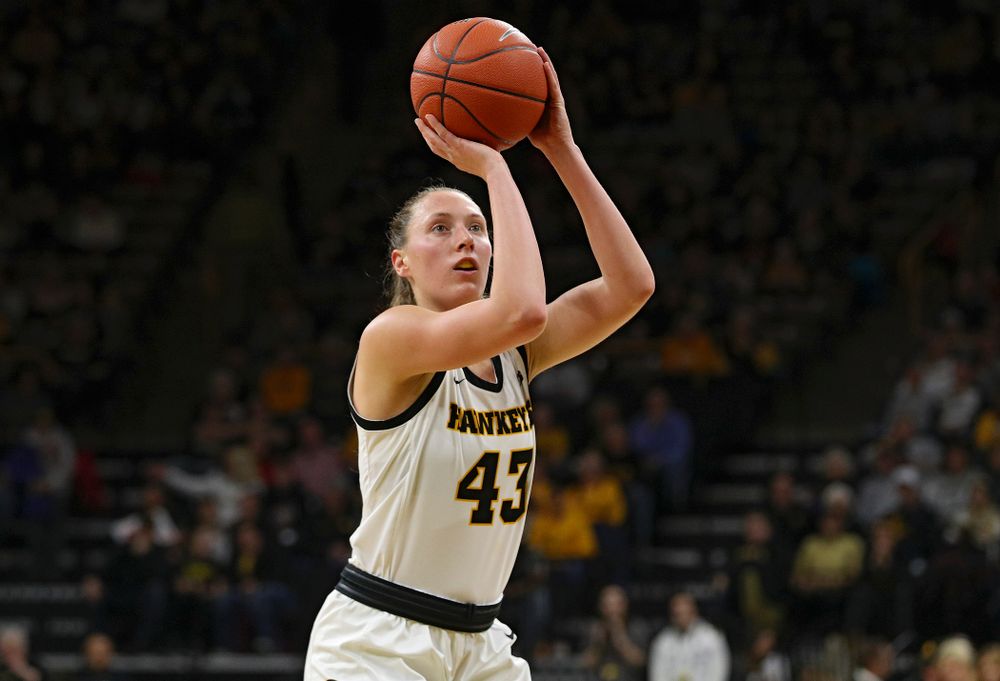 Iowa Hawkeyes forward Amanda Ollinger (43) makes a free throw during the second quarter of their game at Carver-Hawkeye Arena in Iowa City on Sunday, January 26, 2020. (Stephen Mally/hawkeyesports.com)