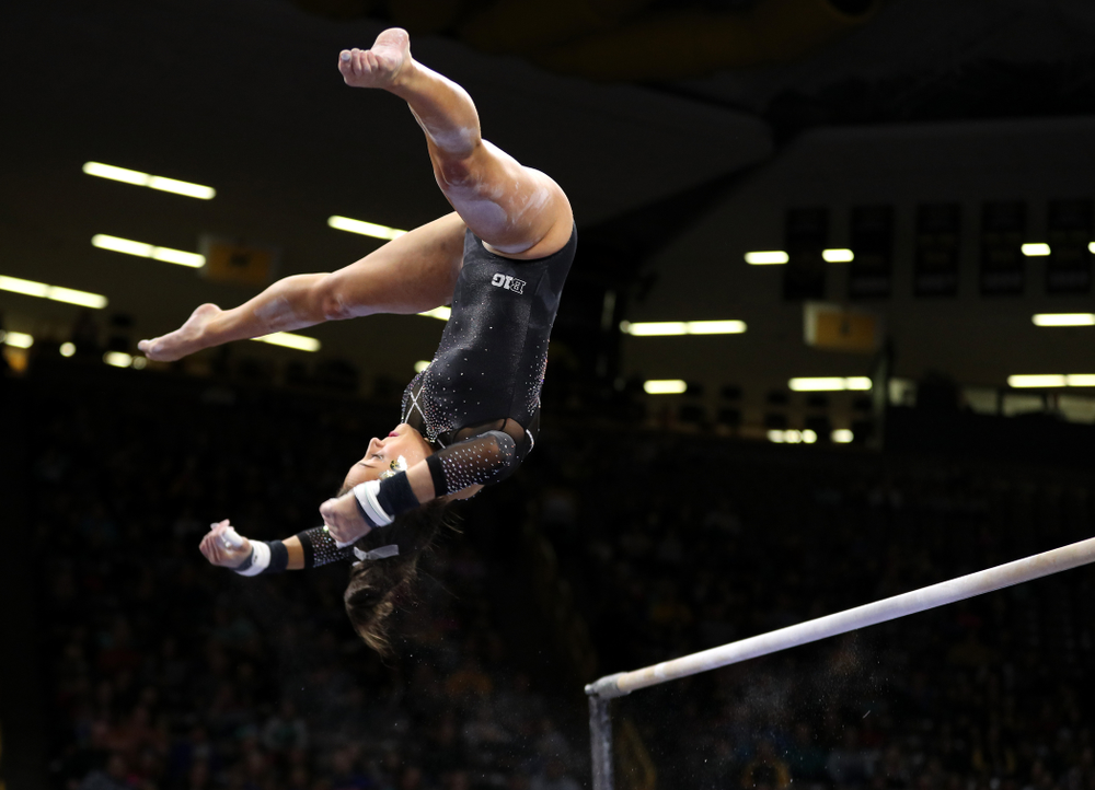 Iowa's Jax Kranitz competes on the bars against Illinois Saturday, February 16, 2019 at Carver-Hawkeye Arena. (Brian Ray/hawkeyesports.com)