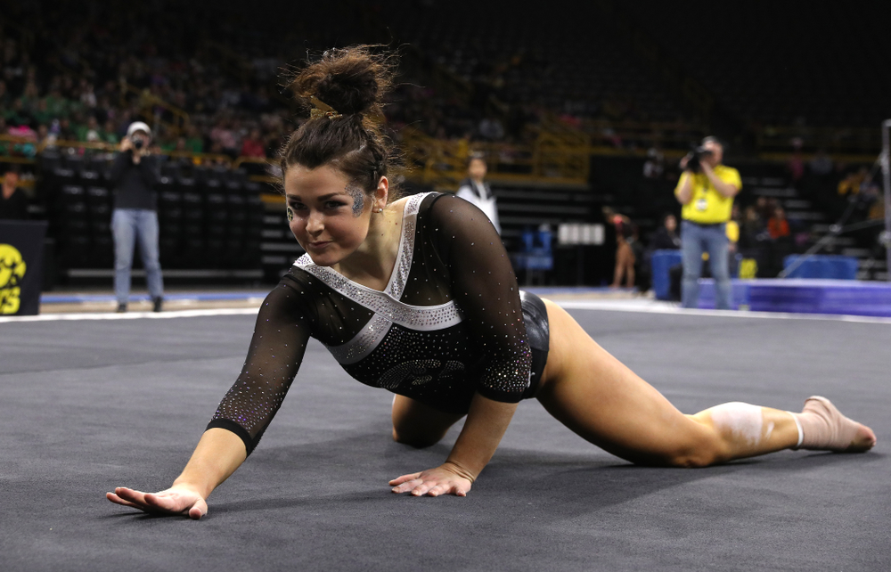 Iowa's Erin Castle competes on the floor against the Rutgers Scarlet Knights Saturday, January 26, 2019 at Carver-Hawkeye Arena. (Brian Ray/hawkeyesports.com)