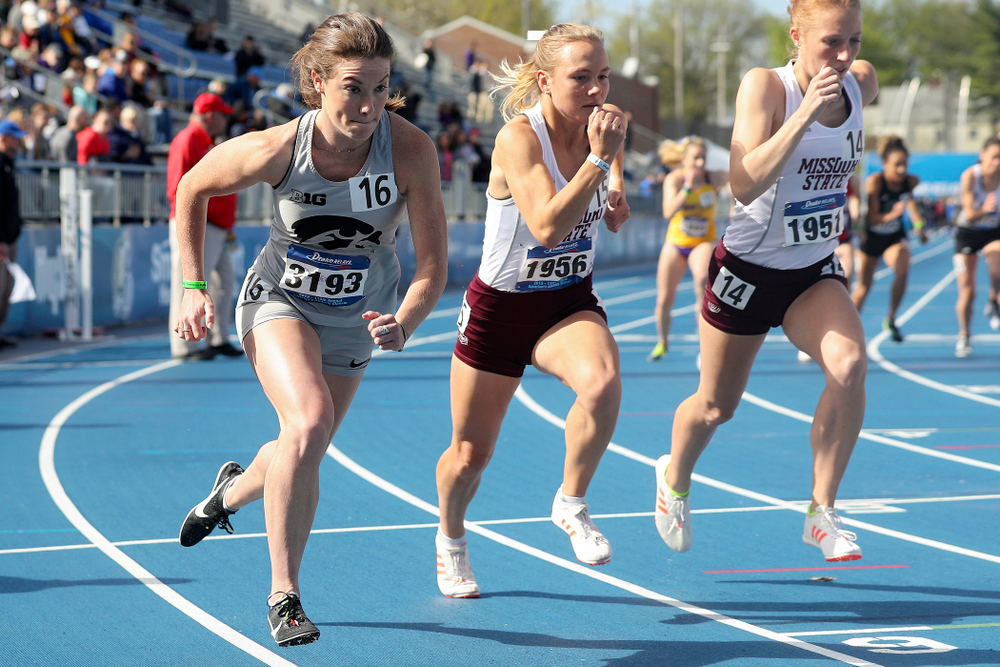 Iowa's Lindsay Welker runs the women's 800 meter event during the first day of the Drake Relays at Drake Stadium in Des Moines on Thursday, Apr. 25, 2019. (Stephen Mally/hawkeyesports.com)