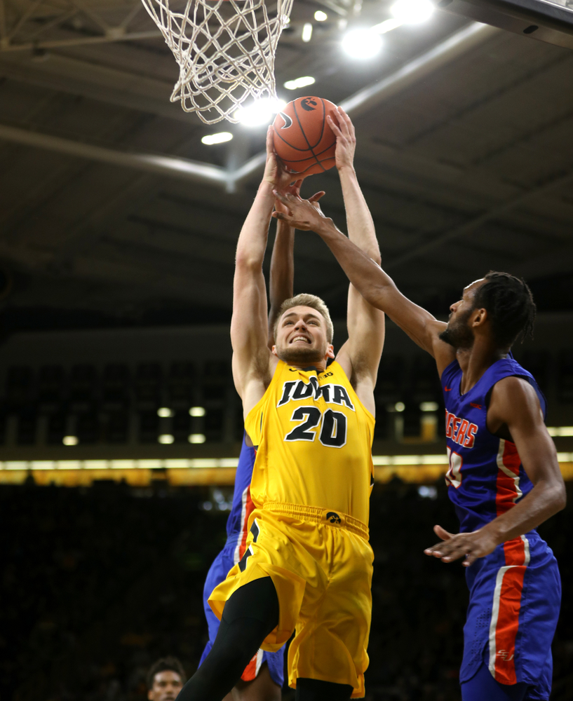 Iowa Hawkeyes forward Riley Till (20) against the Savannah State Tigers Saturday, December 22, 2018 at Carver-Hawkeye Arena. (Brian Ray/hawkeyesports.com)