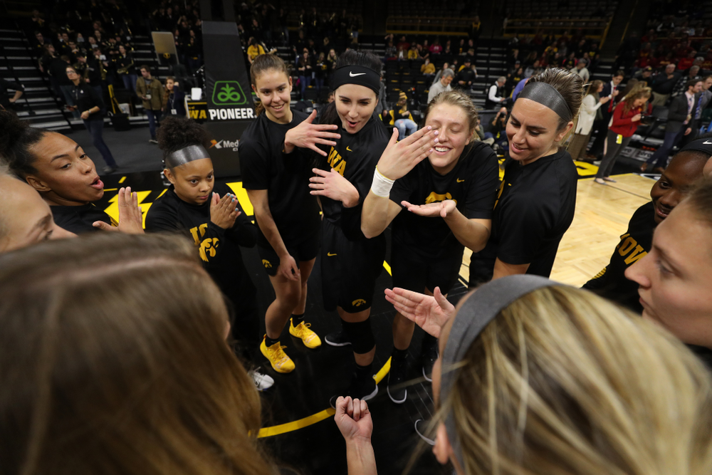 The Iowa Hawkeyes against the Iowa State Cyclones in the Iowa Corn Cy-Hawk Series Wednesday, December 5, 2018 at Carver-Hawkeye Arena. (Brian Ray/hawkeyesports.com)