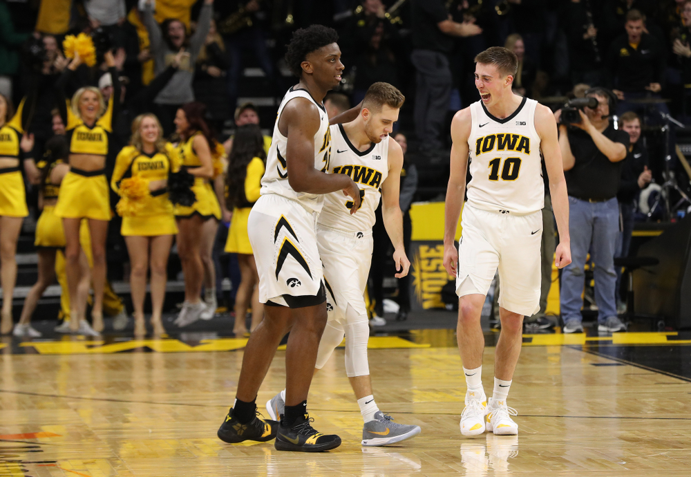 Iowa Hawkeyes guard Jordan Bohannon (3) makes the game winning three point basket against the Northwestern Wildcats Sunday, February 10, 2019 at Carver-Hawkeye Arena. (Brian Ray/hawkeyesports.com)