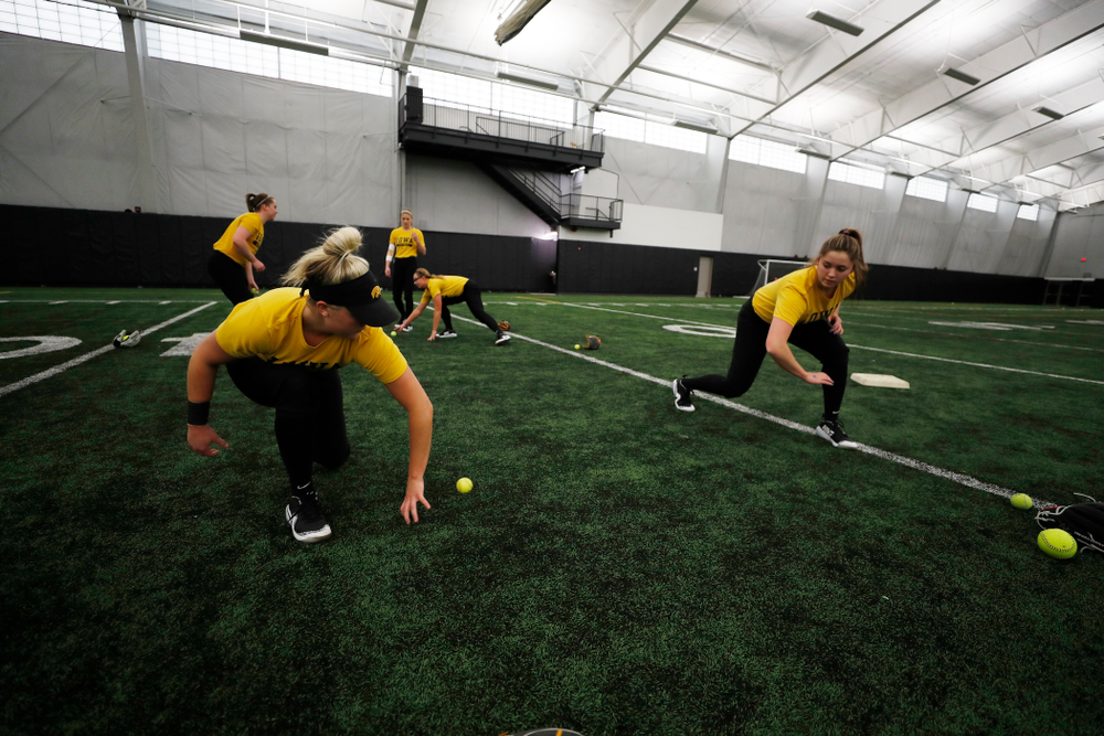 The Iowa Hawkeye practice Thursday, February 1, 2018 at the Hawkeye Tennis and Recreation Complex. (Brian Ray/hawkeyesports.com)
