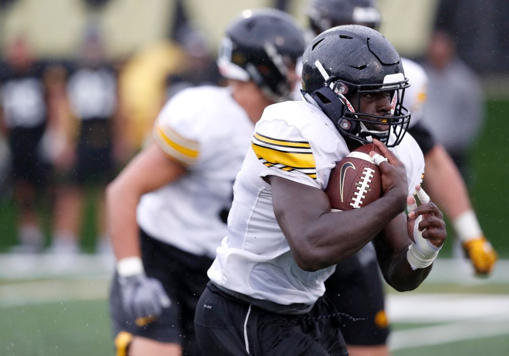 Iowa Hawkeyes linebacker Amani Jones (52) during camp practice No. 15 Monday, August 20, 2018 at the Hansen Football Performance Center. (Brian Ray/hawkeyesports.com)