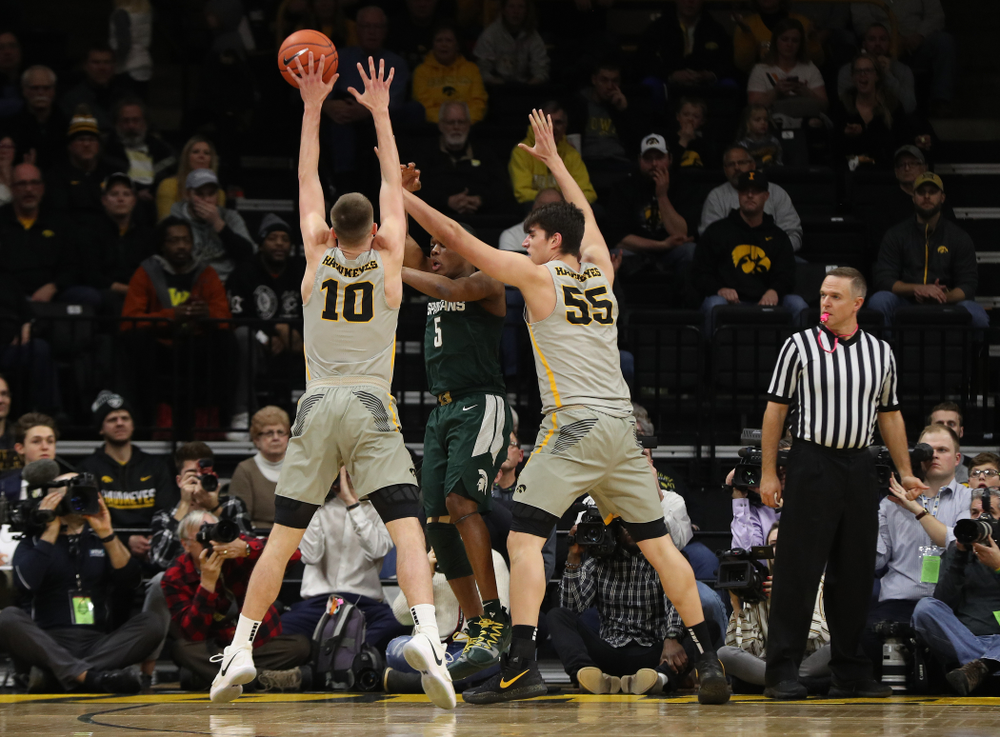 Iowa Hawkeyes guard Joe Wieskamp (10) and forward Luka Garza (55) against the Michigan State Spartans Thursday, January 24, 2019 at Carver-Hawkeye Arena. (Brian Ray/hawkeyesports.com)