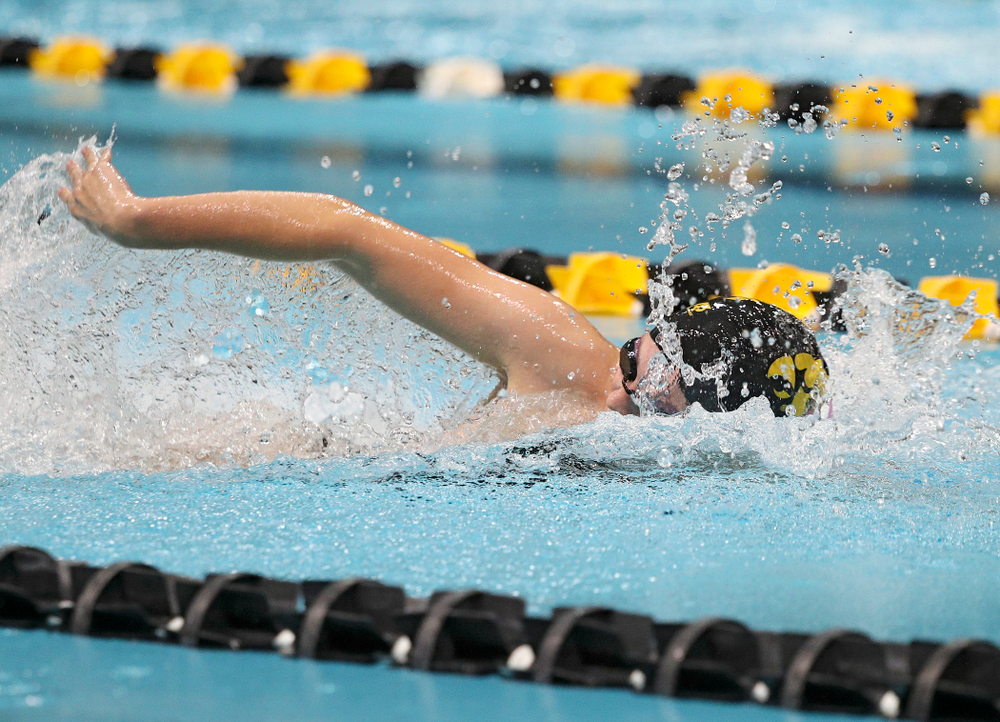 Iowa’s Alleyna Thomas swims her section of the women’s 200-yard freestyle relay event during their meet against Michigan State at the Campus Recreation and Wellness Center in Iowa City on Thursday, Oct 3, 2019. (Stephen Mally/hawkeyesports.com)