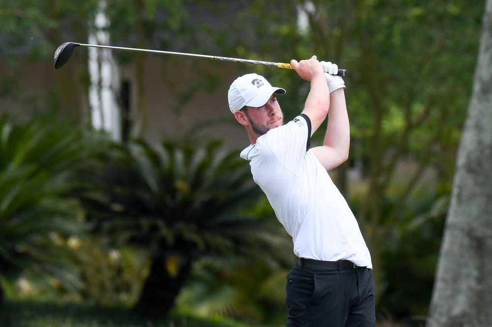Senior Carson Schaake competes in the first round of the NCAA Men's Golf Regional. (Photo:SE Sports Media/Sideline Sports).
