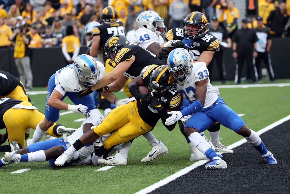 Iowa Hawkeyes running back Tyler Goodson (15) against Middle Tennessee State Saturday, September 28, 2019 at Kinnick Stadium. (Brian Ray/hawkeyesports.com)