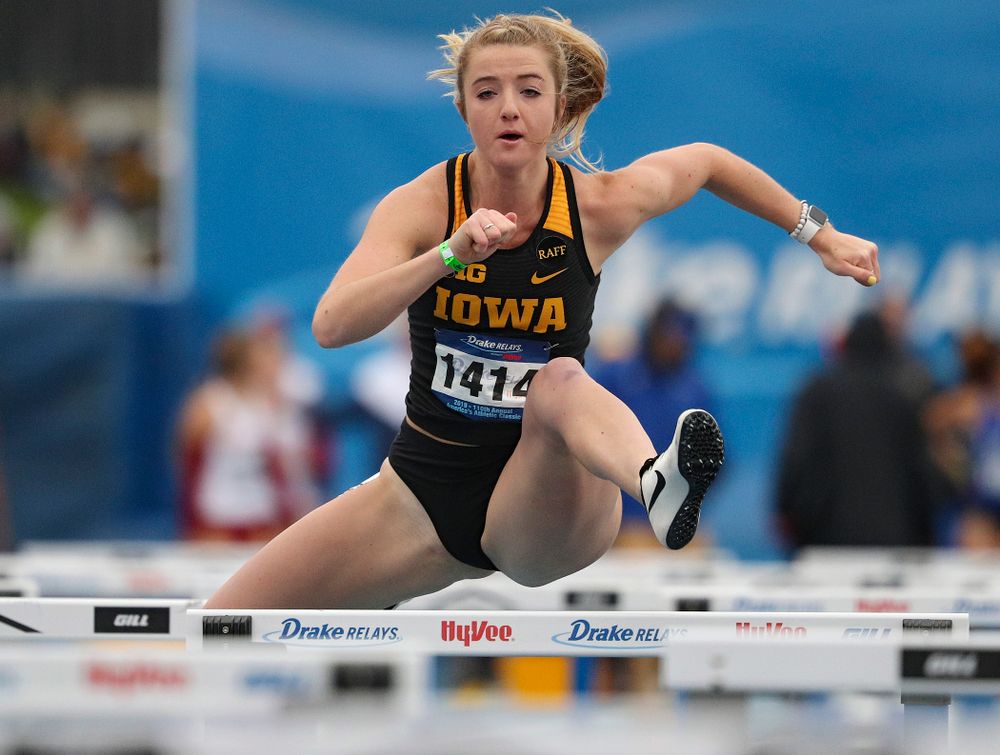 Iowa's Sydney Winger runs the women's shuttle hurdles event during the third day of the Drake Relays at Drake Stadium in Des Moines on Saturday, Apr. 27, 2019. (Stephen Mally/hawkeyesports.com)