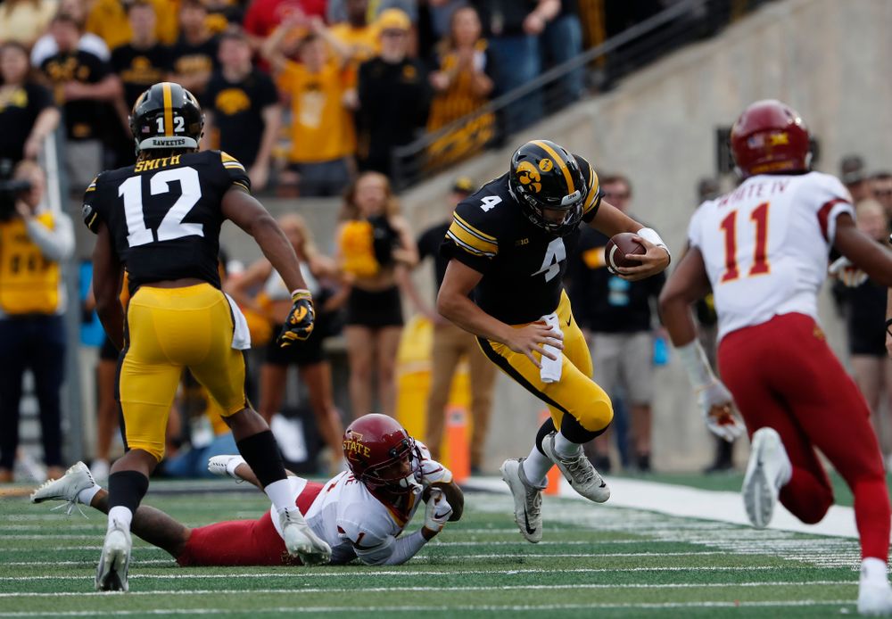 Iowa Hawkeyes quarterback Nate Stanley (4) against the Iowa State Cyclones Saturday, September 8, 2018 at Kinnick Stadium. (Brian Ray/hawkeyesports.com)