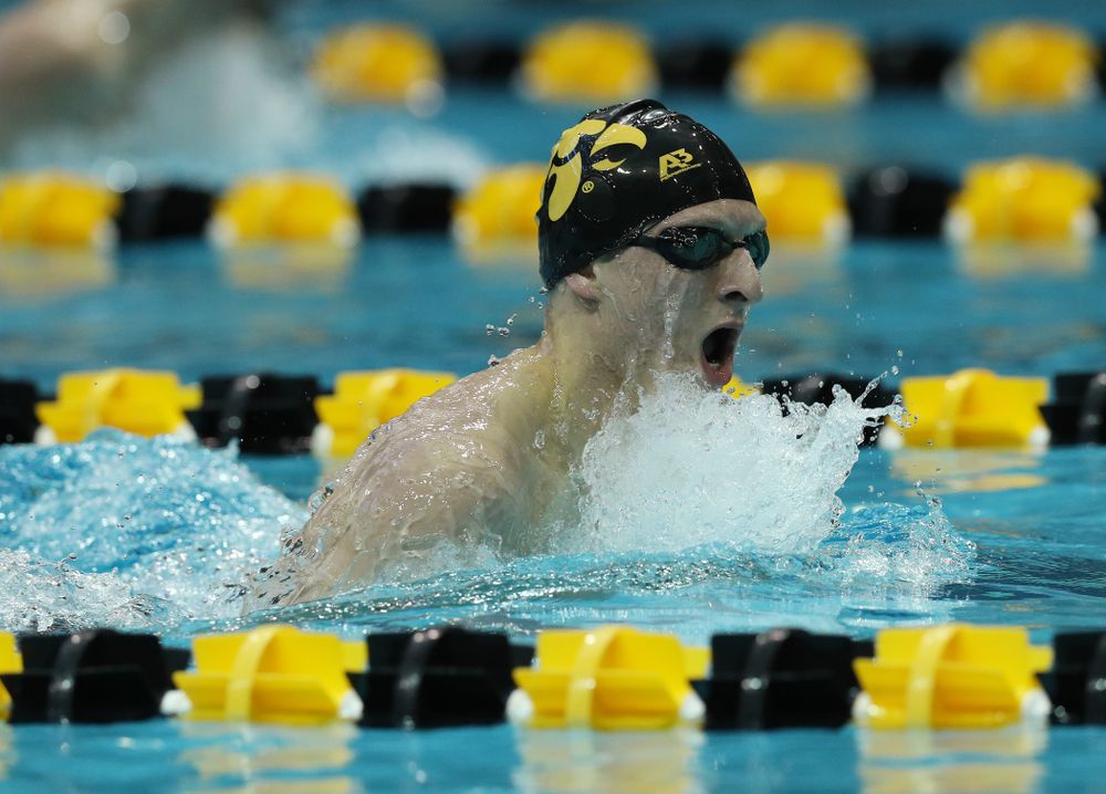 Iowa's Jackson Kuhlers swims the 200 yard Individual Medley Thursday, November 15, 2018 during the 2018 Hawkeye Invitational at the Campus Recreation and Wellness Center. (Brian Ray/hawkeyesports.com)