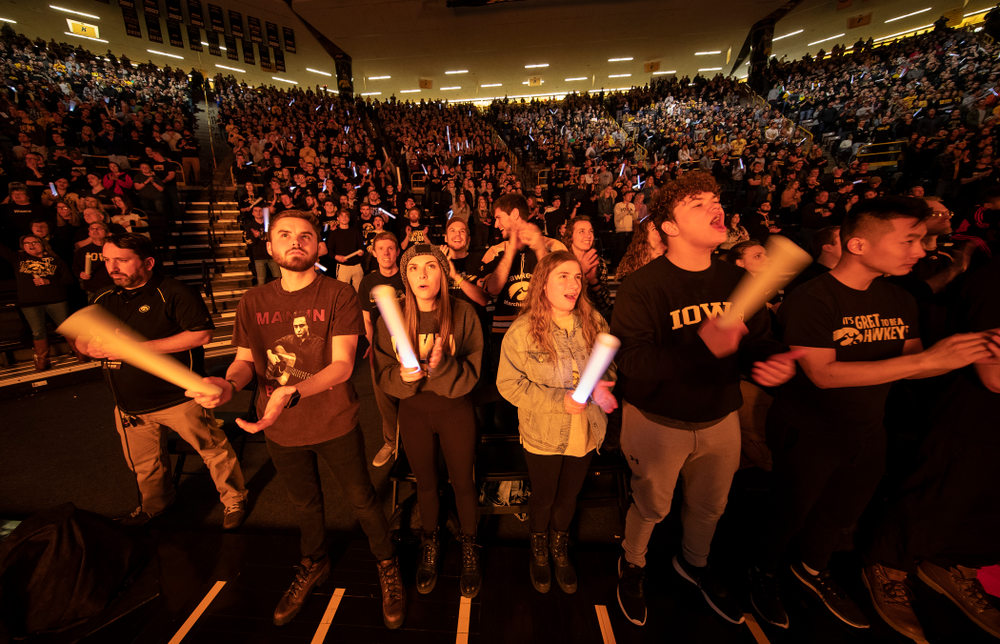 Fans cheer for the Iowa Hawkeyes as they wrestle Ohio State Friday, January 24, 2020 at Carver-Hawkeye Arena. (Brian Ray/hawkeyesports.com)