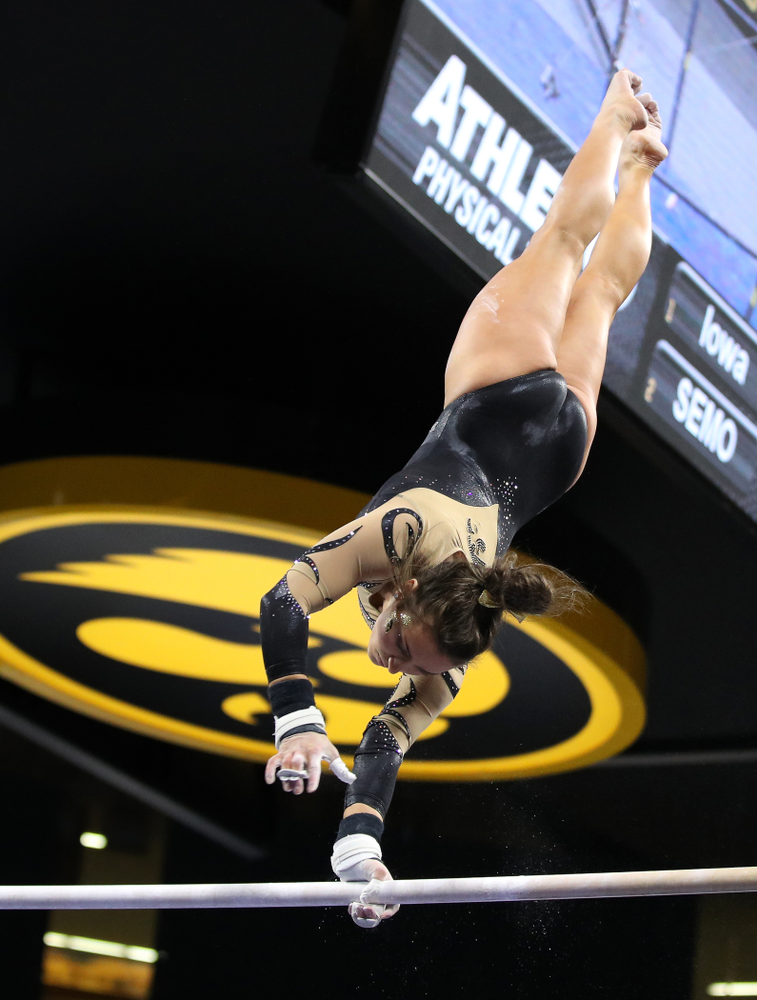 Iowa's Jax Kranitz competes on the bars during their meet against Southeast Missouri State Friday, January 11, 2019 at Carver-Hawkeye Arena. (Brian Ray/hawkeyesports.com)