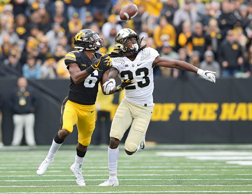 Iowa Hawkeyes wide receiver Ihmir Smith-Marsette (6) pulls in a pass with one hand during the first quarter of their game at Kinnick Stadium in Iowa City on Saturday, Oct 19, 2019. (Stephen Mally/hawkeyesports.com)