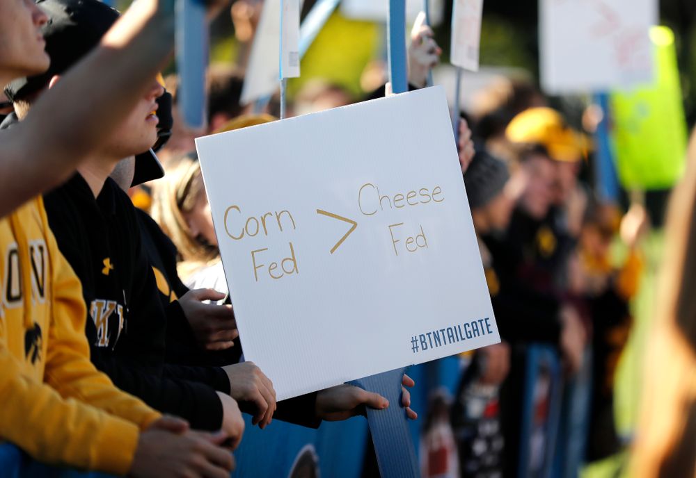 The BTN Tailgate does a live show Saturday, September 22, 2018 at Hubbard Park on the University of Iowa Campus. (Brian Ray/hawkeyesports.com)