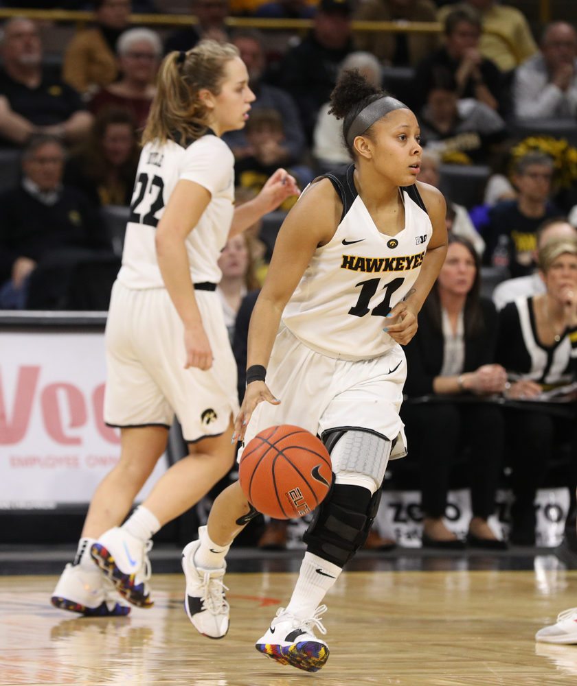 Iowa Hawkeyes guard Tania Davis (11) against the Rutgers Scarlet Knights Wednesday, January 23, 2019 at Carver-Hawkeye Arena. (Brian Ray/hawkeyesports.com)