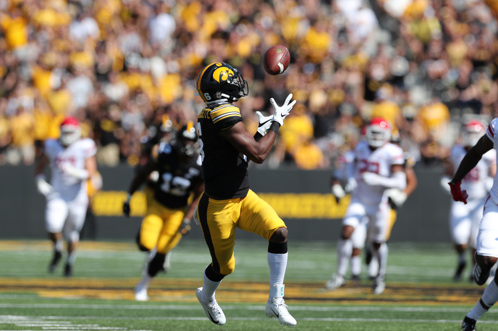 Iowa Hawkeyes wide receiver Ihmir Smith-Marsette (6) scores a touchdown against the Rutgers Scarlet Knights Saturday, September 7, 2019 at Kinnick Stadium. (Brian Ray/hawkeyesports.com)