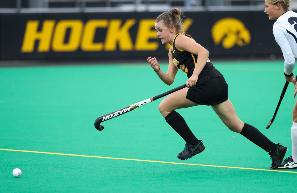 Iowa Hawkeyes forward Madeleine Murphy (26) chases down the ball during a game against No. 6 Penn State at Grant Field on October 12, 2018. (Tork Mason/hawkeyesports.com)