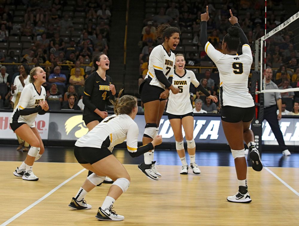 Iowa’s Maddie Slagle (15), Halle Johnston (4), Joslyn Boyer (1), Brie Orr (7), Meghan Buzzerio (5), and Amiya Jones (9) celebrate a score during their Big Ten/Pac-12 Challenge match at Carver-Hawkeye Arena in Iowa City on Saturday, Sep 7, 2019. (Stephen Mally/hawkeyesports.com)