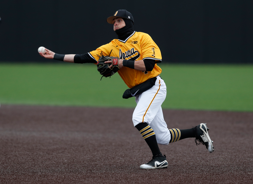 Iowa Hawkeyes infielder Mitchell Boe (4) against the Ohio State Buckeyes Sunday, April 8, 2018 at Duane Banks Field.(Brian Ray/hawkeyesports.com)