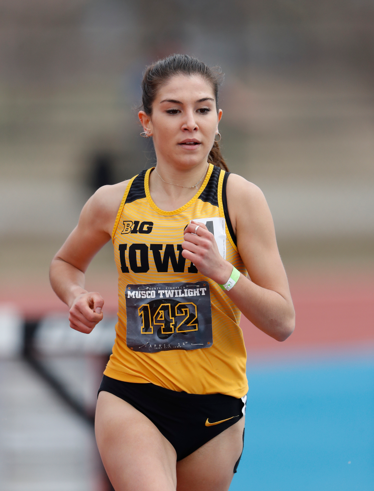 Iowa's Marta Bote Gonzalez runs the 3000 meter steeplechase during the 2018 MUSCO Twilight Invitational Thursday, April 12, 2018 at the Cretzmeyer Track. (Brian Ray/hawkeyesports.com)