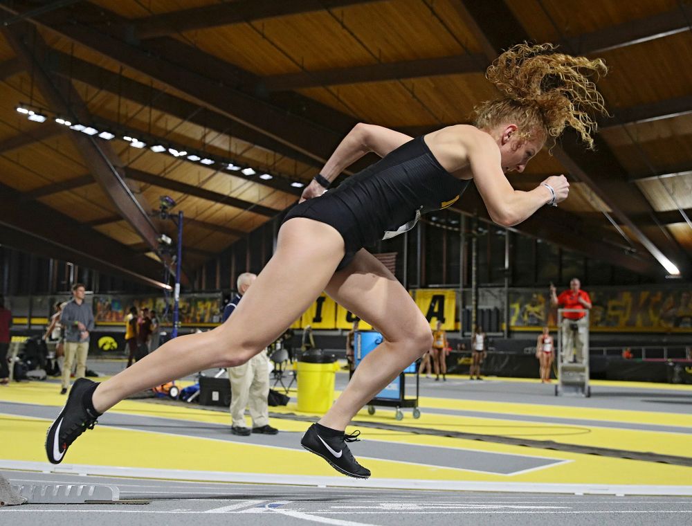 Iowa’s Kylie Morken runs the women’s 200 meter dash event during the Larry Wieczorek Invitational at the Recreation Building in Iowa City on Friday, January 17, 2020. (Stephen Mally/hawkeyesports.com)