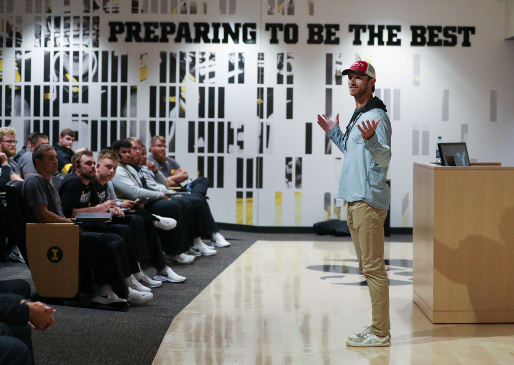 Honorary Captain Ricky Stanzi addresses the team Friday, October 11, 2019 at the Hansen Football Performance Center. (Brian Ray/hawkeyesports.com)