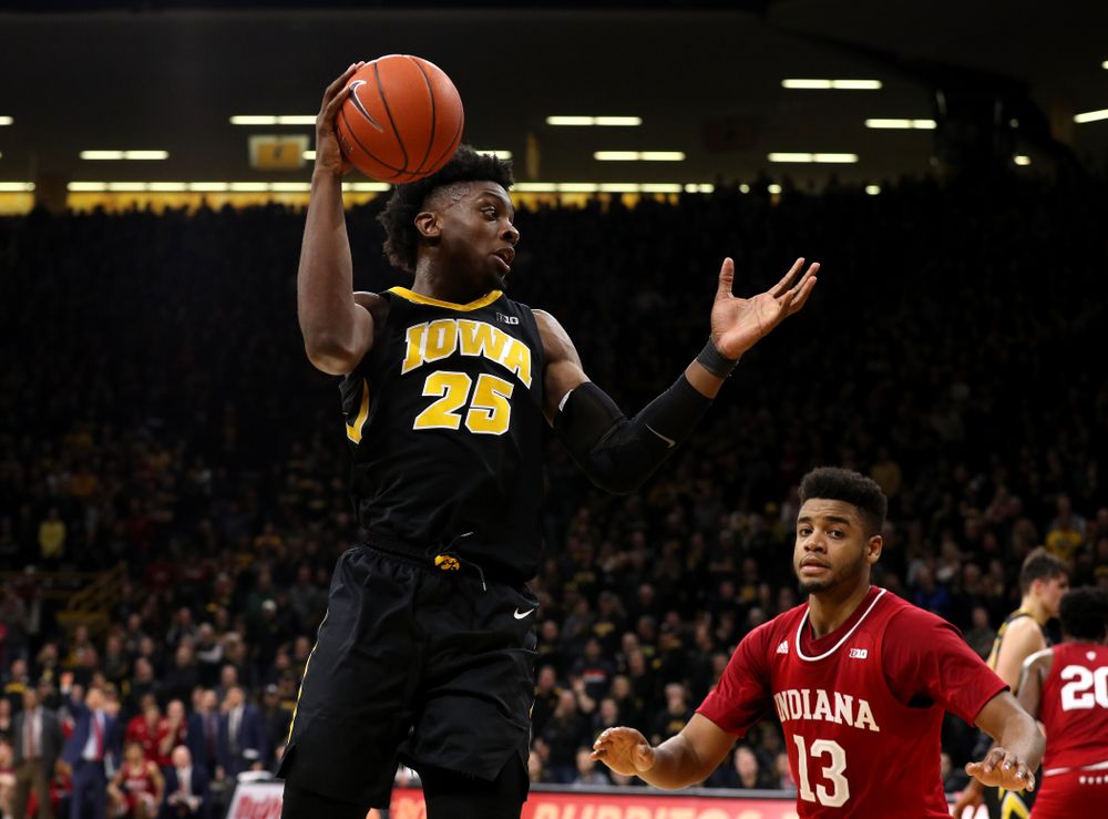 Iowa Hawkeyes forward Tyler Cook (25) against the Indiana Hoosiers Friday, February 22, 2019 at Carver-Hawkeye Arena. (Brian Ray/hawkeyesports.com)