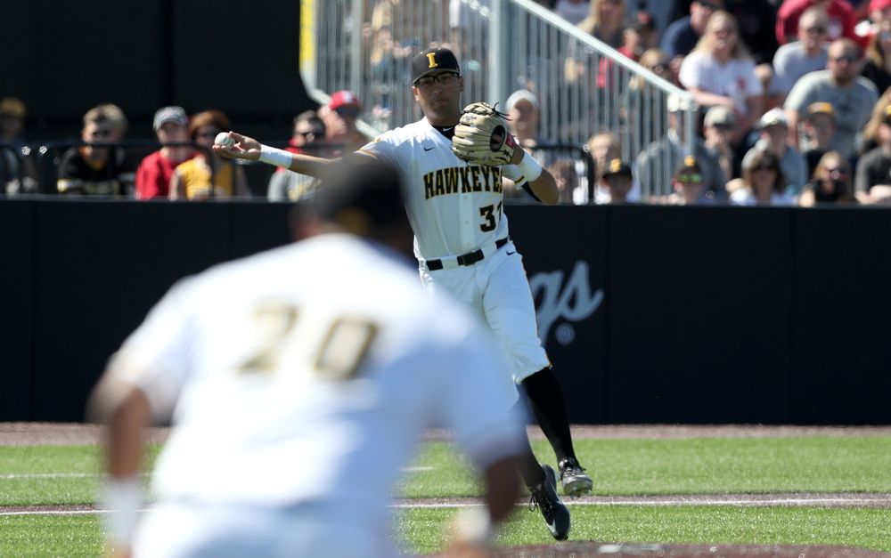 Iowa Hawkeyes infielder Matthew Sosa (31) against the Nebraska Cornhuskers Saturday, April 20, 2019 at Duane Banks Field. (Brian Ray/hawkeyesports.com)