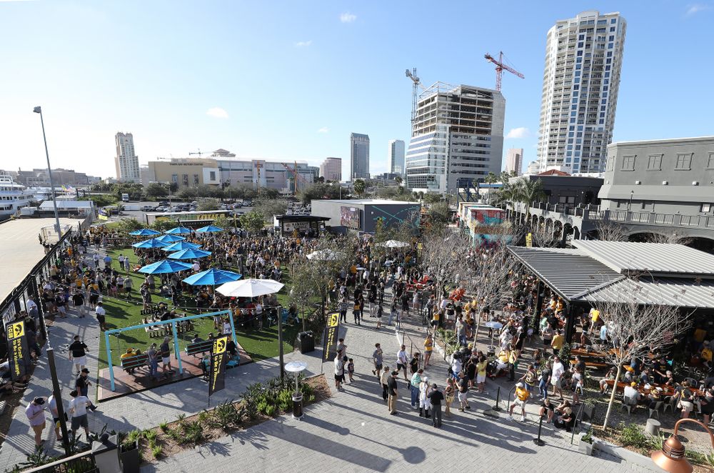 The 2019 Outback Bowl Hawkeye Huddle Monday, December 31, 2018 at Sparkman Wharf in Tampa, FL. (Brian Ray/hawkeyesports.com)