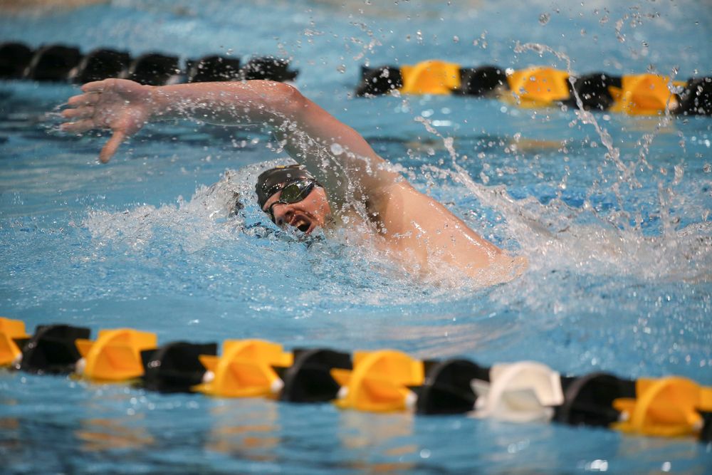 Iowa’s Tom Schab swims the 1000-yard freestyle during the Iowa swimming and diving meet vs Notre Dame and Illinois on Saturday, January 11, 2020 at the Campus Recreation and Wellness Center. (Lily Smith/hawkeyesports.com)