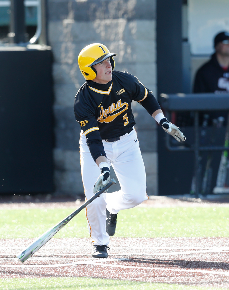 Iowa Hawkeyes catcher Tyler Cropley (5) against Grand View Wednesday, April 4, 2018 at Duane Banks Field. (Brian Ray/hawkeyesports.com)