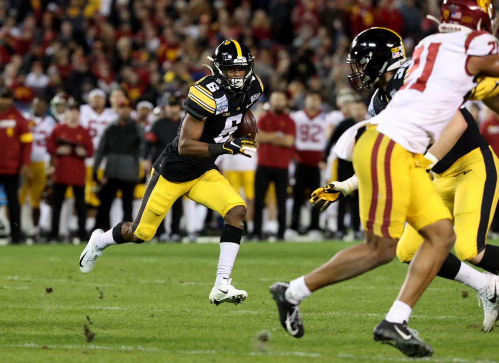 Iowa Hawkeyes wide receiver Ihmir Smith-Marsette (6) against USC in the Holiday Bowl Friday, December 27, 2019 at San Diego Community Credit Union Stadium. (Brian Ray/hawkeyesports.com)