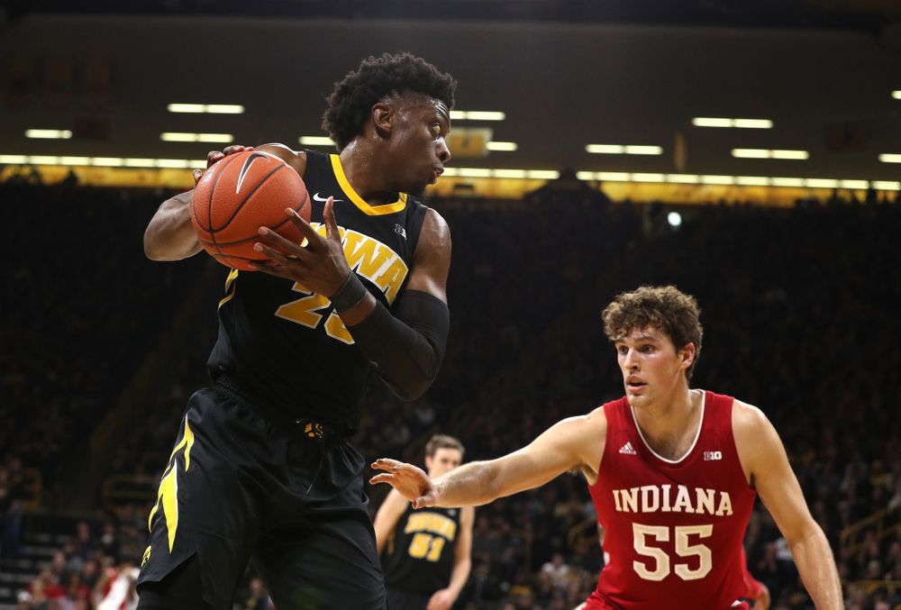 Iowa Hawkeyes forward Tyler Cook (25) against the Indiana Hoosiers Friday, February 22, 2019 at Carver-Hawkeye Arena. (Brian Ray/hawkeyesports.com)