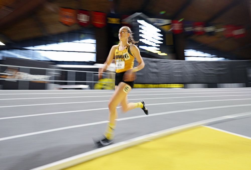 Iowa’s Mary Arch runs the women’s 3000 meter run event during the Hawkeye Invitational at the Recreation Building in Iowa City on Saturday, January 11, 2020. (Stephen Mally/hawkeyesports.com)