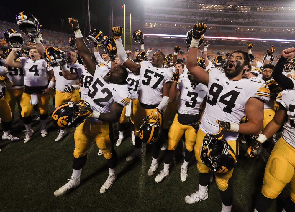 The Iowa Hawkeyes sing the "Fight Song" following their game against the Illinois Fighting Illini Saturday, November 17, 2018 at Memorial Stadium in Champaign, Ill. (Brian Ray/hawkeyesports.com)