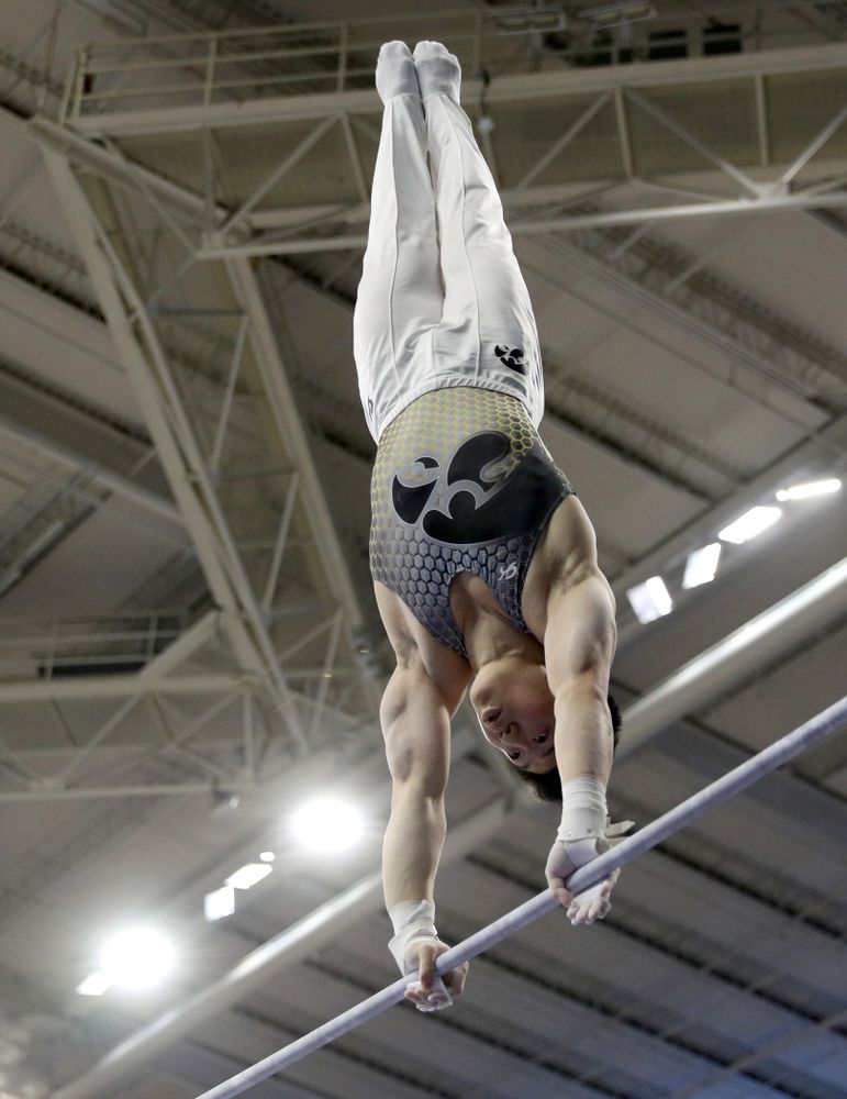 Iowa’s Bennet Huang competes on the high bar against UIC and Minnesota Saturday, February 1, 2020 at Carver-Hawkeye Arena. (Brian Ray/hawkeyesports.com)