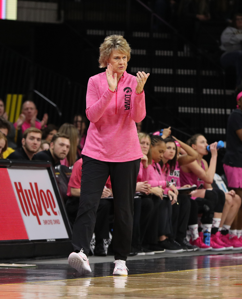 Iowa Hawkeyes head coach Lisa Bluder against the seventh ranked Maryland Terrapins Sunday, February 17, 2019 at Carver-Hawkeye Arena. (Brian Ray/hawkeyesports.com)