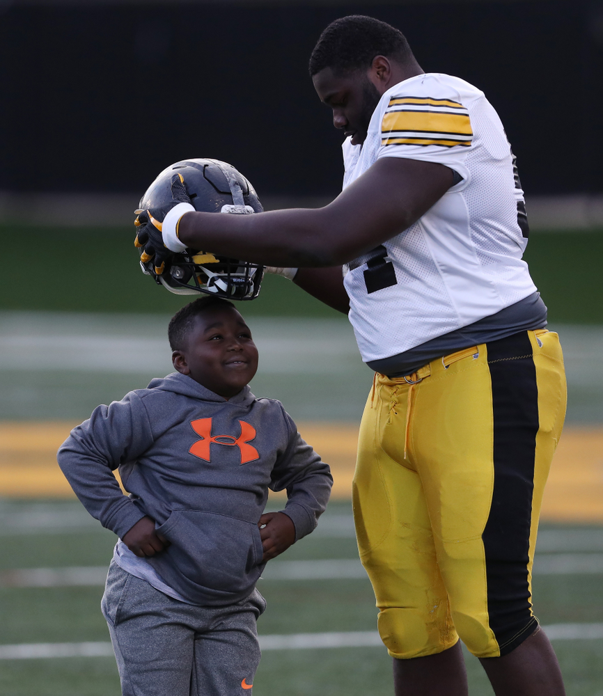 Iowa Hawkeyes defensive tackle Daviyon Nixon (54) during the teamÕs final spring practice Friday, April 26, 2019 at the Kenyon Football Practice Facility. (Brian Ray/hawkeyesports.com)