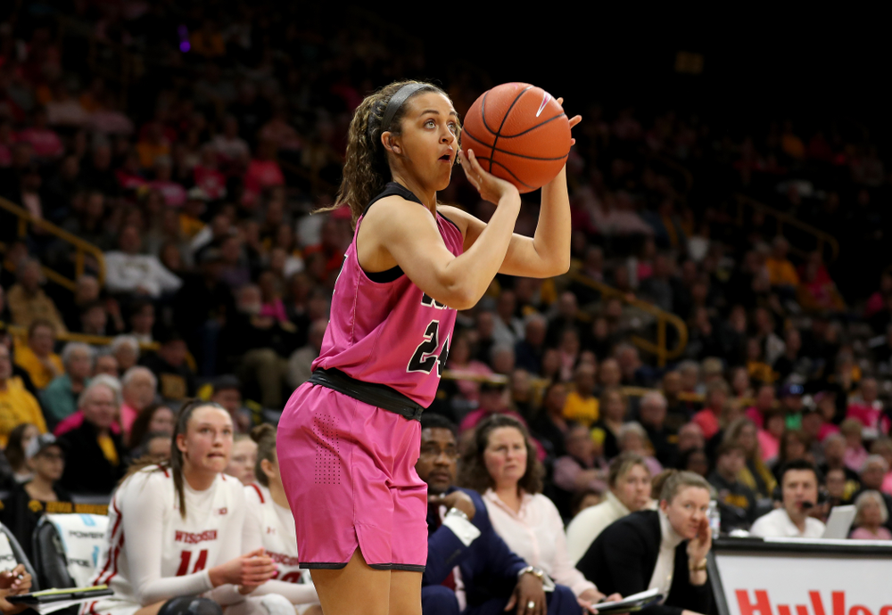 Iowa Hawkeyes guard Gabbie Marshall (24) against the Wisconsin Badgers Sunday, February 16, 2020 at Carver-Hawkeye Arena. (Brian Ray/hawkeyesports.com)