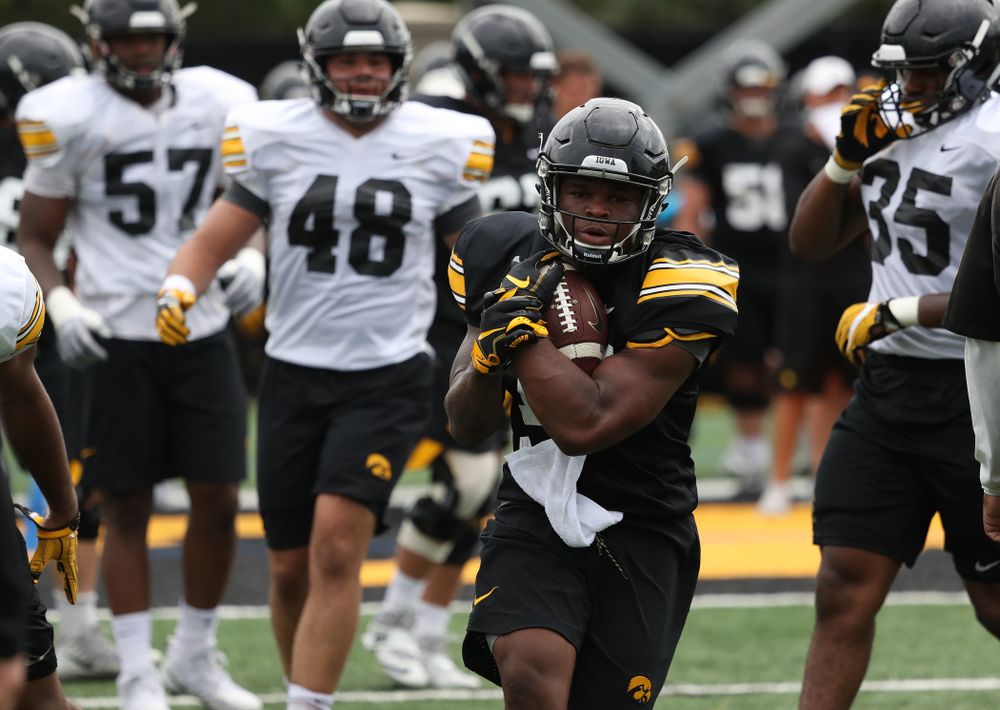 Iowa Hawkeyes running back Mekhi Sargent (10) during practice No. 4 of Fall Camp Monday, August 6, 2018 at the Hansen Football Performance Center. (Brian Ray/hawkeyesports.com)