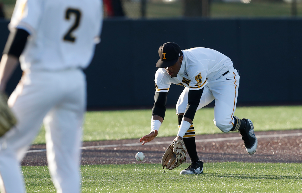 Iowa Hawkeyes third baseman Lorenzo Elion (1) against Northern Illinois Tuesday, April 17, 2018 at Duane Banks Field. (Brian Ray/hawkeyesports.com)