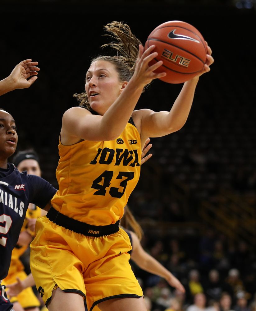 Iowa Hawkeyes forward Amanda Ollinger (43) against the Robert Morris Colonials Sunday, December 2, 2018 at Carver-Hawkeye Arena. (Brian Ray/hawkeyesports.com)