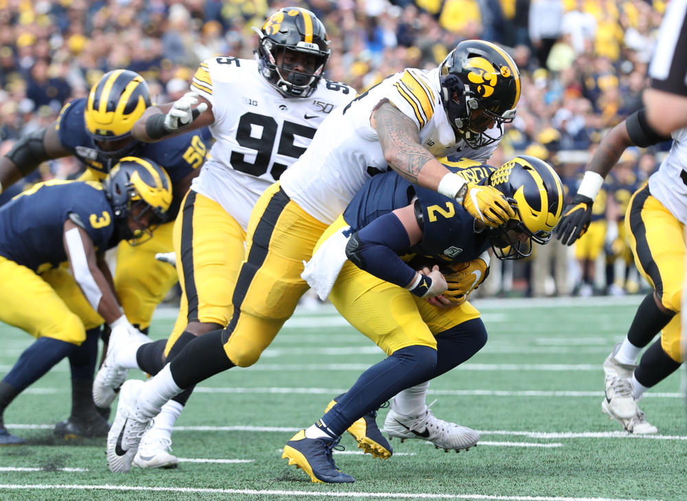 Iowa Hawkeyes defensive end A.J. Epenesa (94) against Michigan Saturday, September 28, 2019 at Kinnick Stadium. (Max Allen/hawkeyesports.com)