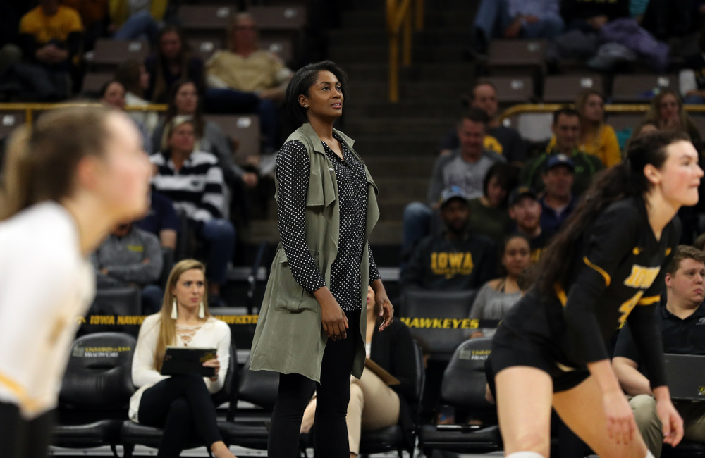 Iowa Hawkeyes head coach Vicki Brown against Penn State Friday, November 1, 2019 at Carver Hawkeye Arena. (Brian Ray/hawkeyesports.com)