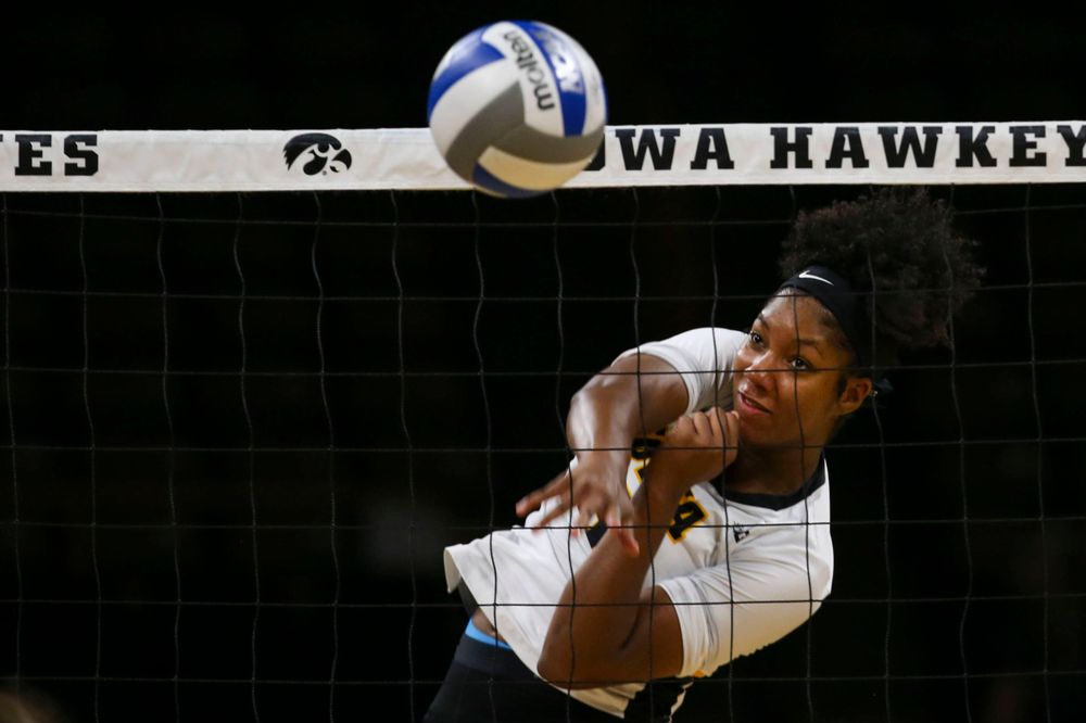 Iowa Hawkeyes middle blocker Amiya Jones (9) against Coastal Carolina Friday, September 20, 2019 at Carver-Hawkeye Arena. (Lily Smith/hawkeyesports.com)