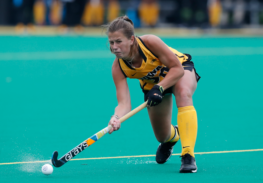 Iowa Hawkeyes Sophie Sunderland (20) against Maryland Sunday, October 14, 2018 at Grant Field. (Brian Ray/hawkeyesports.com)